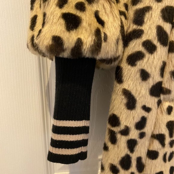 *SOLD* Cabi Faux Fur Leopard Jacket - Picture 5 of 5